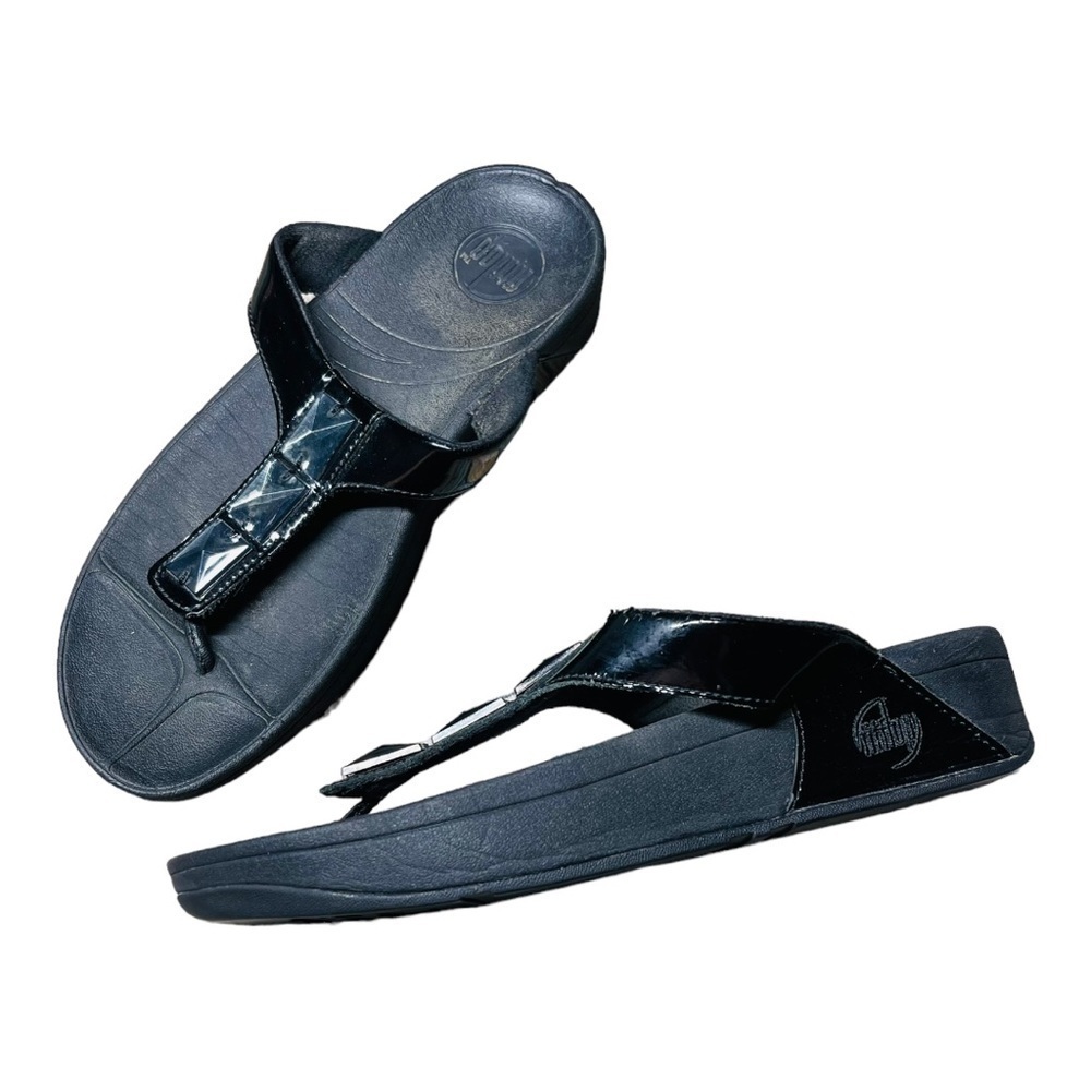Black fit flops